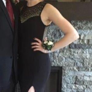 Full-length Black Prom Dress